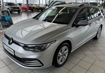 VW Golf 5.826 km 21.997 &euro; Sömmerda 99610