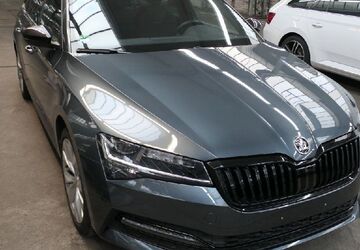 Skoda Superb 77.750 km 29.490 &euro; Weimar 99425