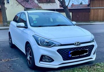 Hyundai i20 42.320 km 11.100 &euro; Nesse-Apfelstädt 99192