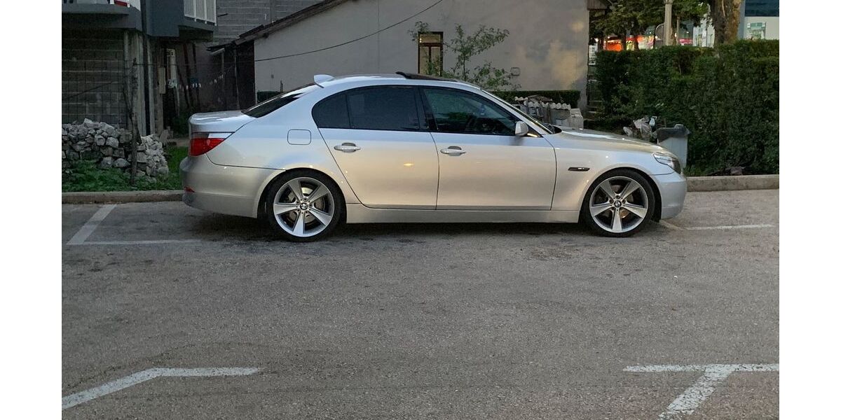 BMW 530 295.000 km 7.500 &euro; Erfurt 99086