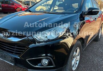 Hyundai ix35 110.409 km 9.999 &euro; Erfurt-Linderbach 99098