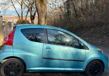 Peugeot 107 74.500 km 2.890 &euro; Arnstadt 99310