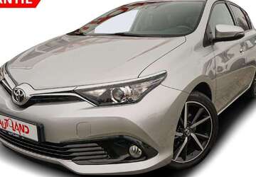 Toyota Auris 35.270 km 13.950 &euro; Erfurt 99087
