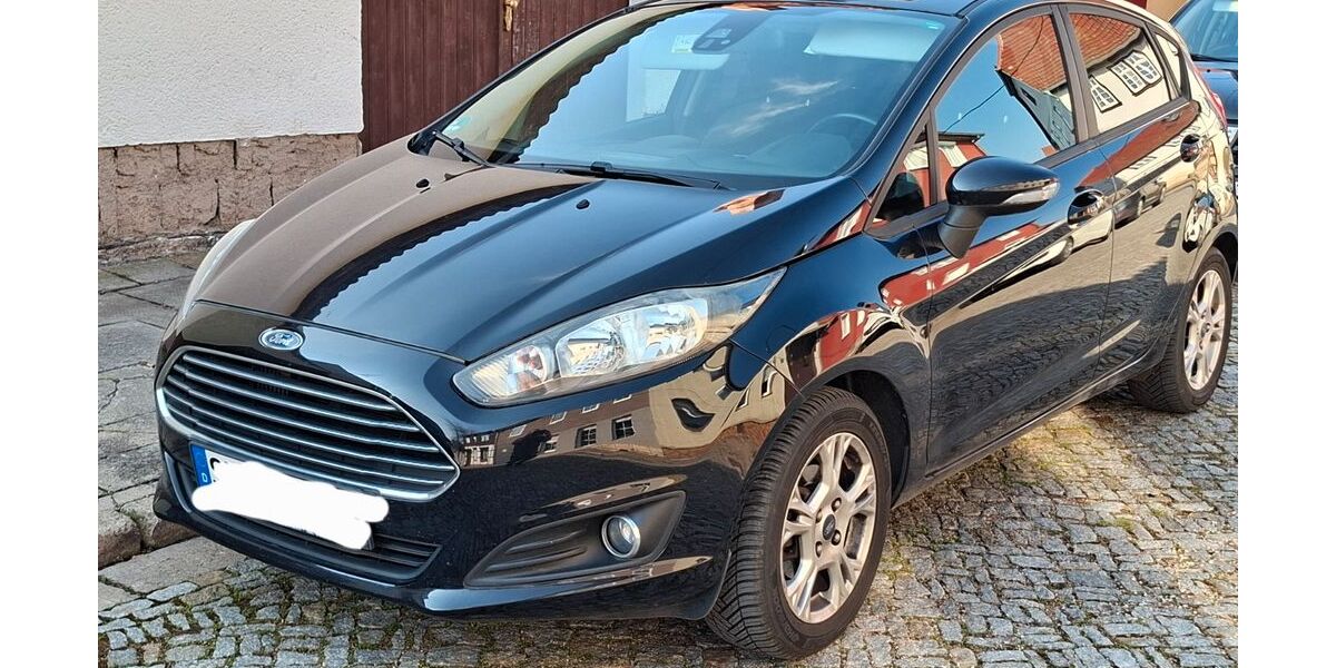 Ford Fiesta 147.000 km 3.500 &euro; Gebesee 99189