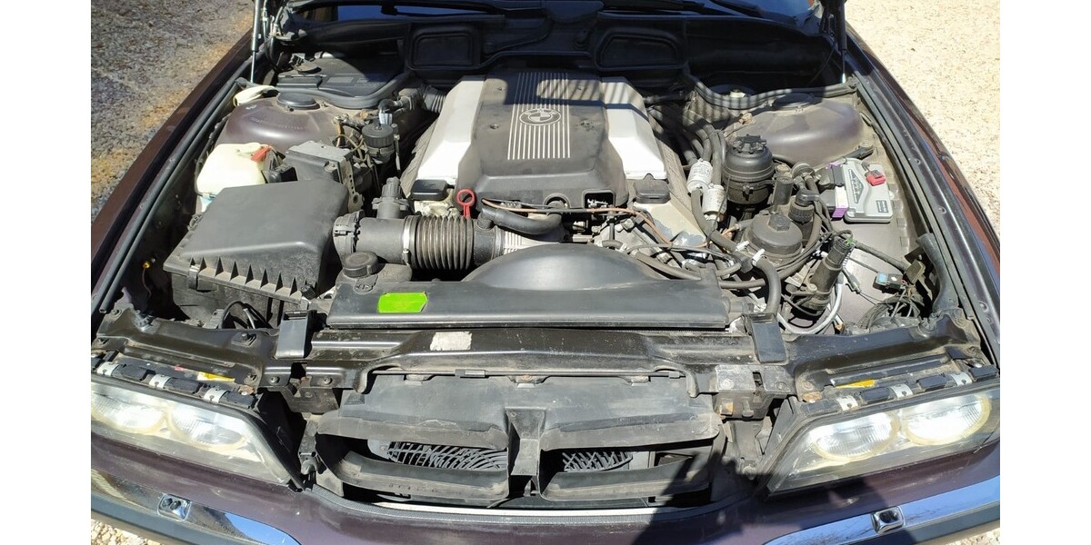 BMW 740 255.486 km 6.500 &euro; Plaue 99338