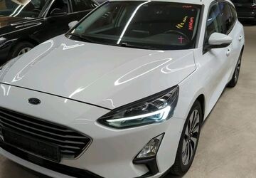 Ford Focus 122.500 km 10.250 &euro; Weimar 99425