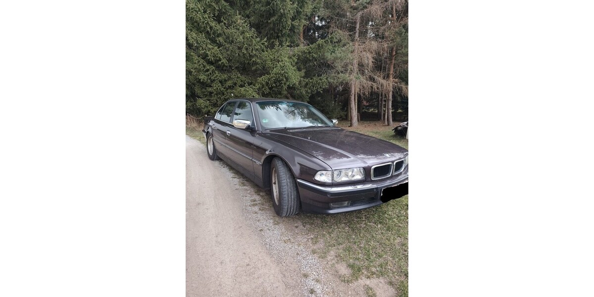 BMW 740 255.486 km 6.500 &euro; Plaue 99338