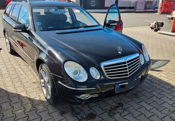 Mercedes-Benz E 200 201.214 km 6.800 &euro; Amt Wachsenburg 99334