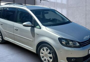 VW Touran 146.600 km 10.990 &euro; Erfurt 99086