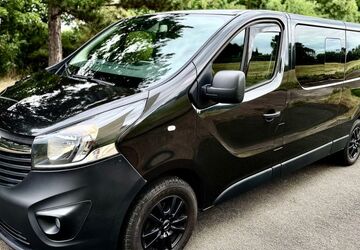 Opel Vivaro 191.000 km 15.990 &euro; Erfurt 99095